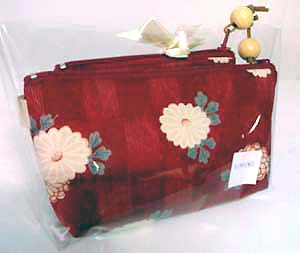 กระเป๋าสตรี : กระเป๋าชุด ลายดอกซากุระสีขาวพื้นแดงมีลายในตัวผ้า 1